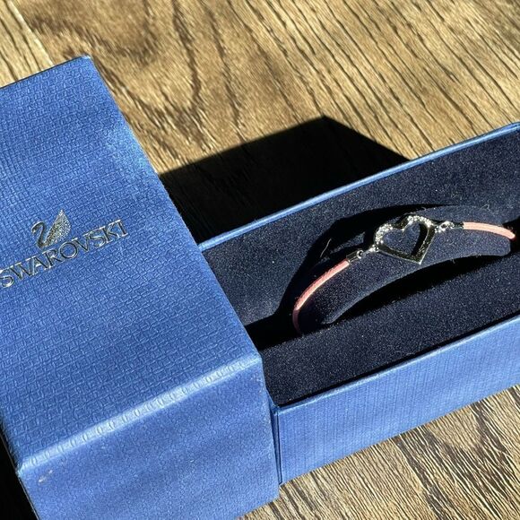 Swarovski Pink Crystal Heart Bracelet - Picture 1 of 4
